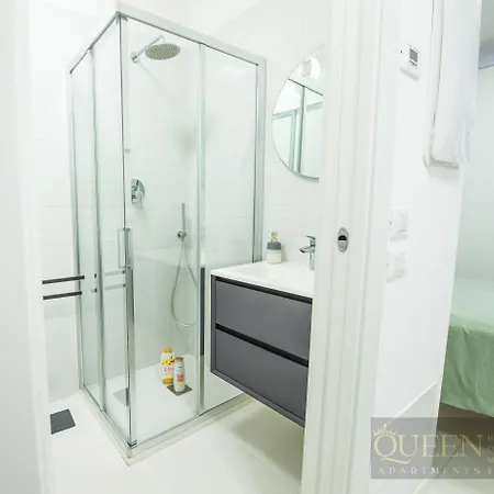 Queen Martinne For Long Rent *