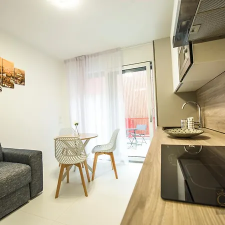 Appartement Queen Martinne For Long Rent Bologna