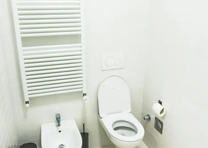 Queen Martinne Apartman Bologna