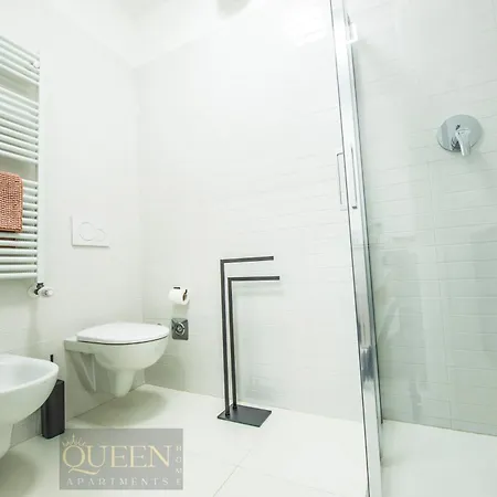 Queen Martinne For Long Rent Apartmán Boloňa