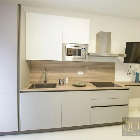 Queen Martinne For Long Rent *